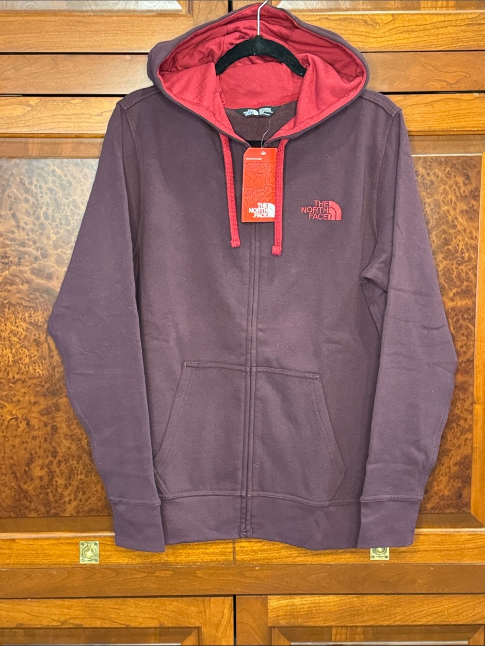 North Face Men's M Maroon Zip Hoodie with Red Lining NWT